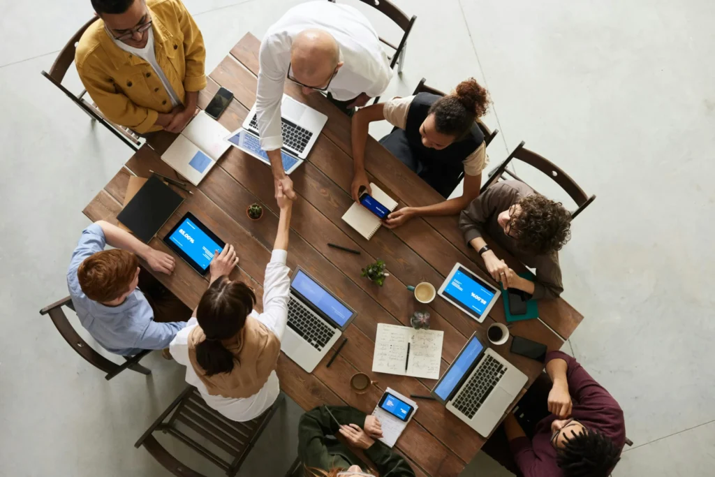 Cloud experts support